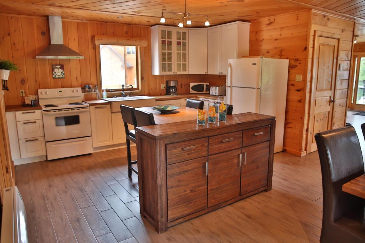 Les Chalets Du Lac Serein Saint Ludger de Milot Exterior foto